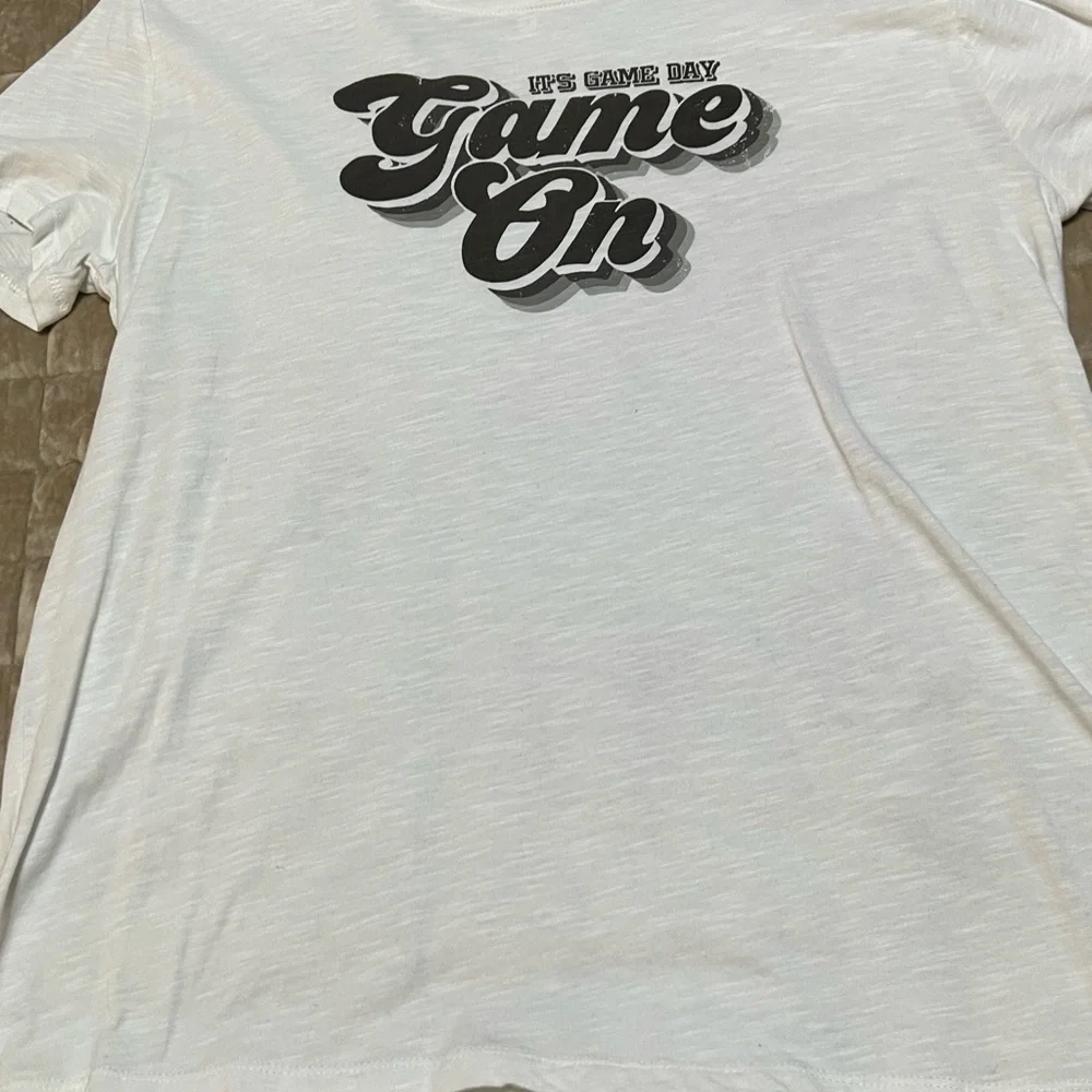 Maurices lot #13. Super soft inspirational tshirts - Picture 4 of 5